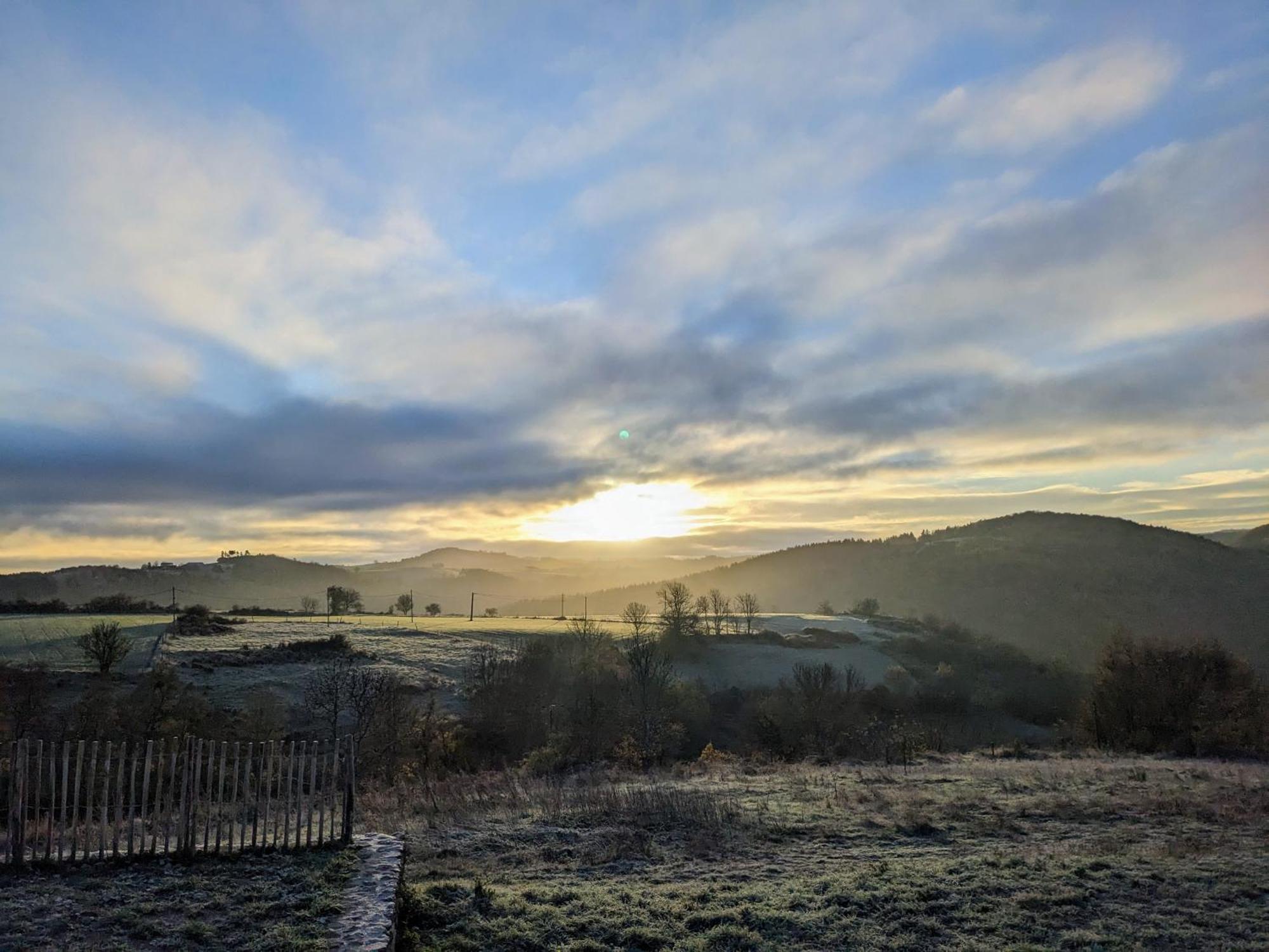La Grange, Le Hameau Des Volcans - Deconnexion Face A La Vue Saint-Just-pres-Brioude Eksteriør bilde